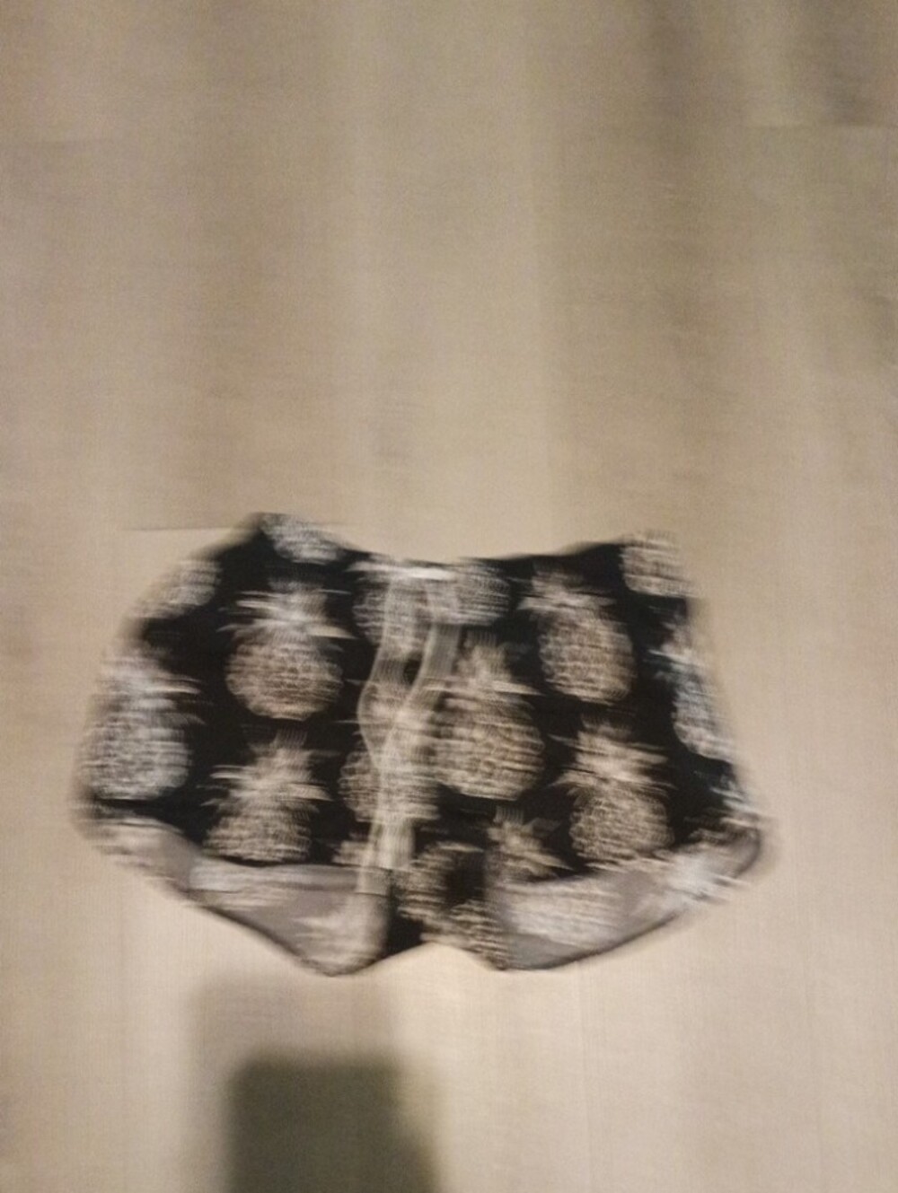 Black Pineapple-Print Women's Sleep Shorts
